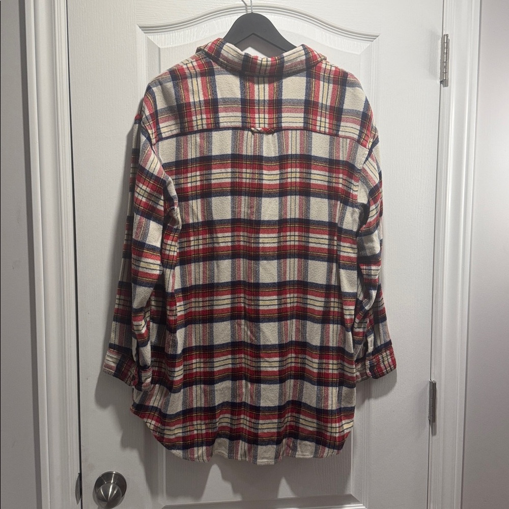 332-Levi’s Plaid Flannel Shacket Button Front Red Multi-Color - Picture 9 of 9
